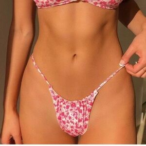 Frankie’s Bikini Delia Bottoms